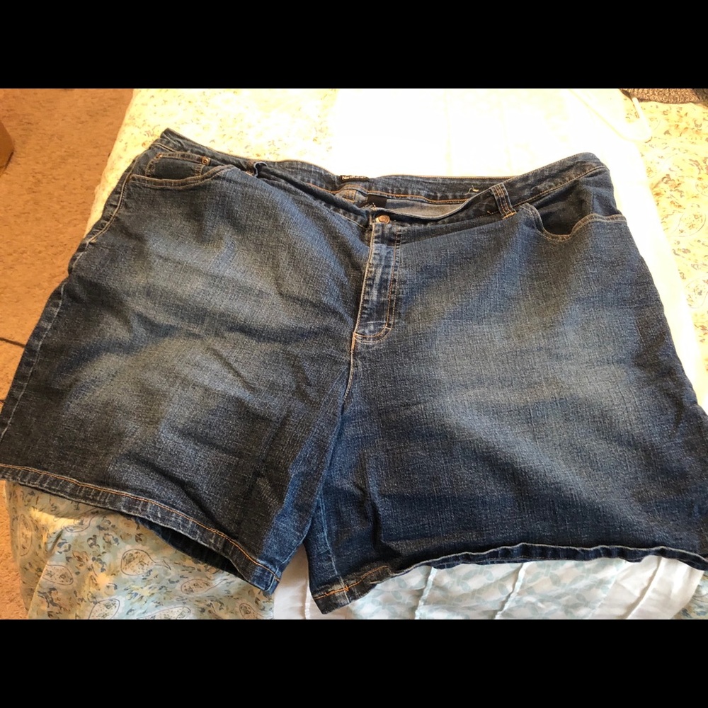 Women’s jean shorts